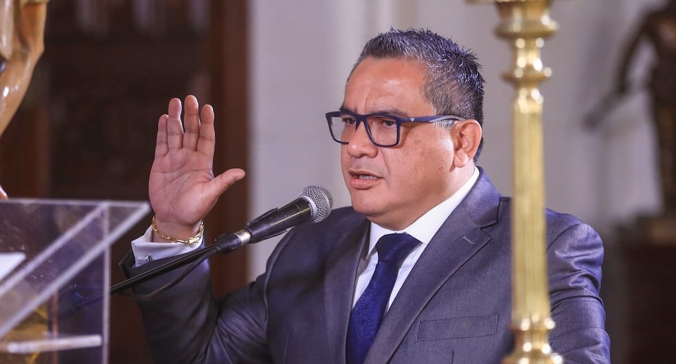 Los ministros defienden el regreso de Juan José Santiváñez en el armario de Justice y el sector de los derechos humanos | Citación

 – El diario andino
