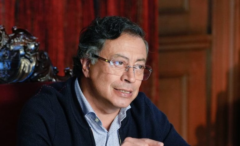 Sudán: Gustavo Petro pide averiguar cuántos mercenarios de Colombia murieron en avión derribado en el país africano | Luz Elena Martínez | Egipto | Nyala | Darfur Sur | Lejos | Guerra de Rusia – Ucrania | Último | MUNDO
– El diario andino