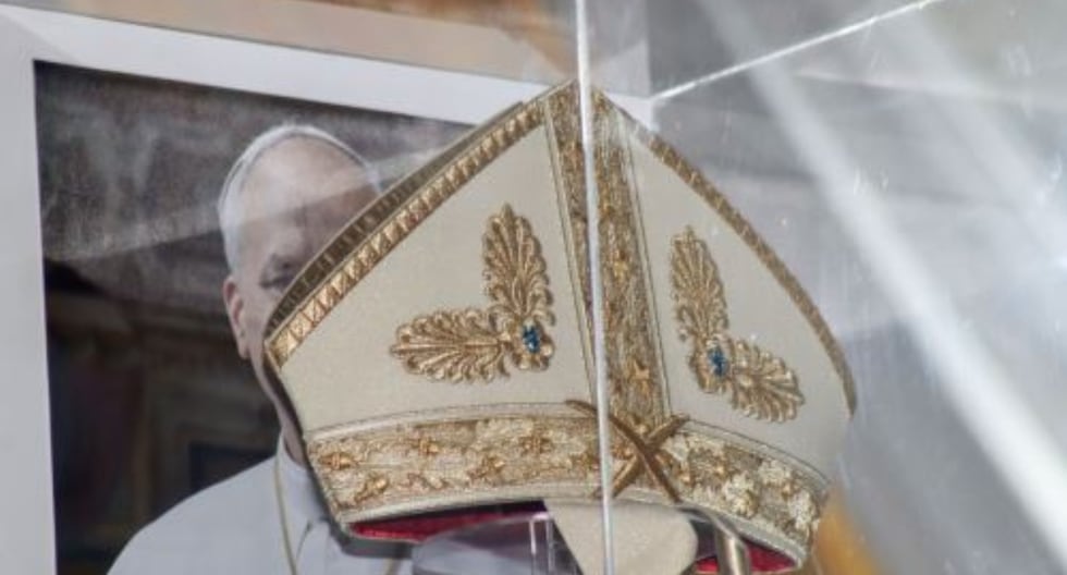 Papa Leo XIV Dona Mitra Papal a la parroquia de la victoria en Chiclayo | Último | PERÚ

 – El diario andino