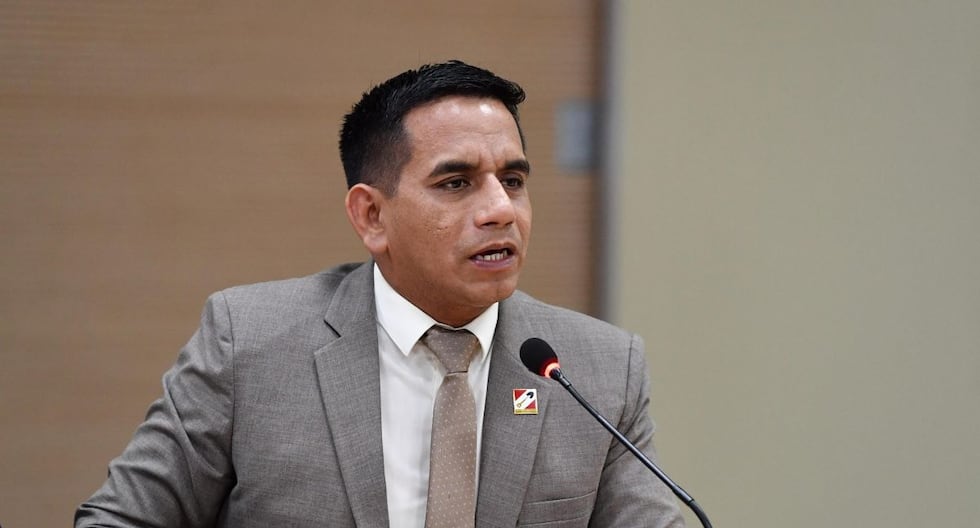 Los parlamentarios de medidas populares solicitan la retirada de Elvis Vergara del Comité de Ética | Último | Citación

 – El diario andino