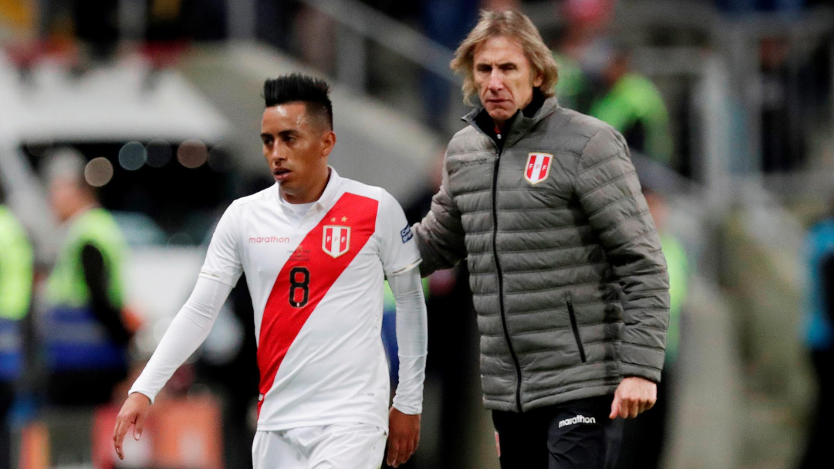 Gareca permitió a la cueva «tomar algo» para rendirse

 – El diario andino
