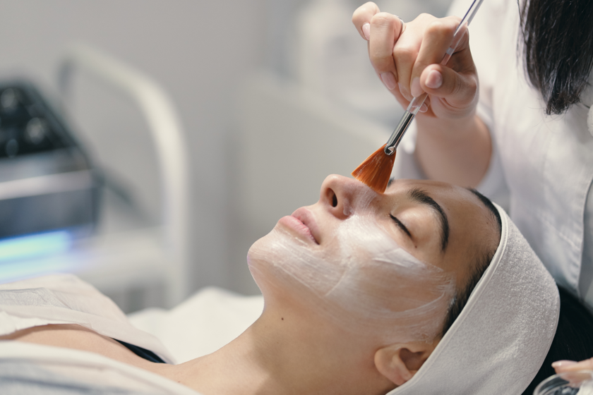 El nuevo lujo estético de la «cirugía líquida» que promete lo que el botox ya no vende

 – El diario andino