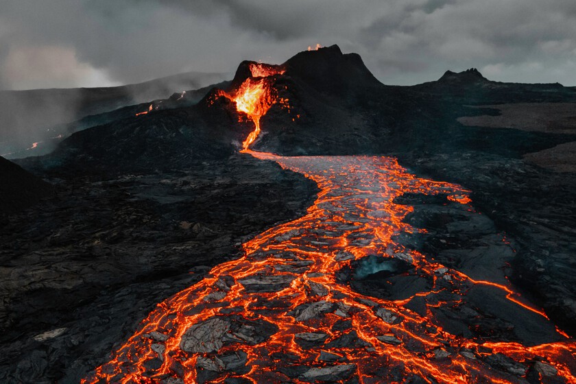 Hace 74,000 años, una erupción volcánica llevó a la humanidad al borde de la extinción. Empezamos a entender cómo sobrevivimos

 – El diario andino