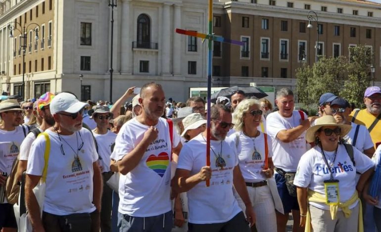 El Vaticano recibe la primera peregrinación oficial de LGBT+ en el marco del último Jubileo | MUNDO
– El diario andino