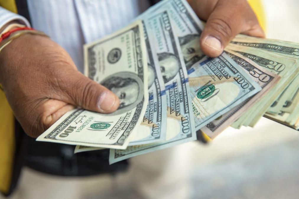 El precio del dólar subió a S / 3,538 ayer en el segundo día

 – El diario andino