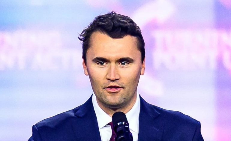 Charlie Kirk: Lanzan a una persona detenida después del asesinato del activista conservador en los Estados Unidos
– El diario andino