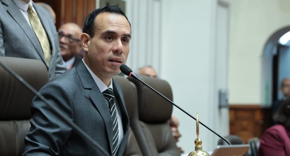 El Congreso otorga 15 días a una subconocencia para investigar 5 quejas contra Martín Vizcarra, Alberto Otárola y Delia Espinoza | Último | Citación

 – El diario andino