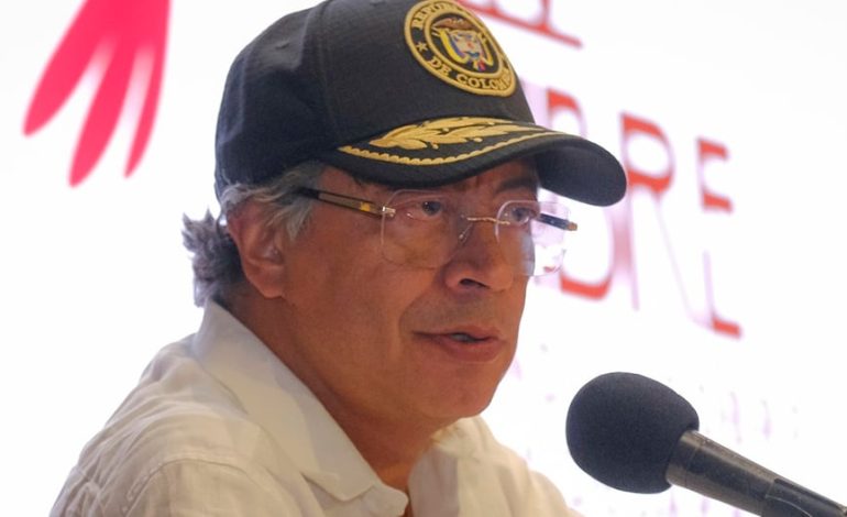Gustavo Petro califica el ataque militar de los Estados Unidos como «asesinato» contra el barco caribeño | Venezuela | Colombia | Donald Trump | Nicolás Maduro | Tren Aragua | Marco Rubio | Último | MUNDO
– El diario andino