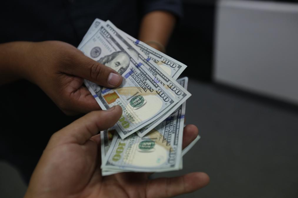 ¿Cómo aprovechar la depreciación de la moneda?

 – El diario andino