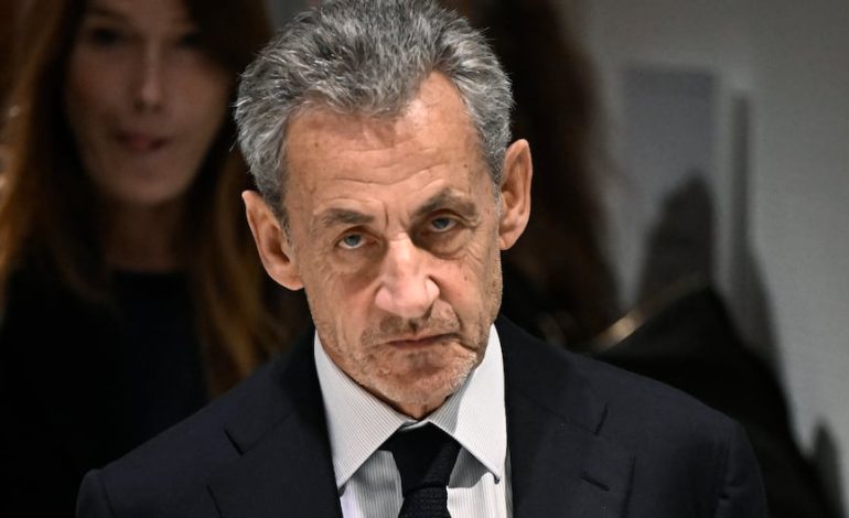 Nicolas Sarkozy es sentenciado a 5 años de cárcel por una asociación de malhechores en su última campaña de 2007 | MUNDO

 – El diario andino