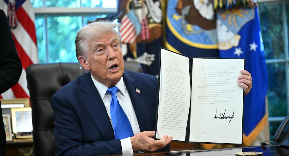 Donald Trump impone una tarifa de US $ 100,000 para visas H-1B para trabajadores calificados | Estados Unidos | MUNDO

 – El diario andino