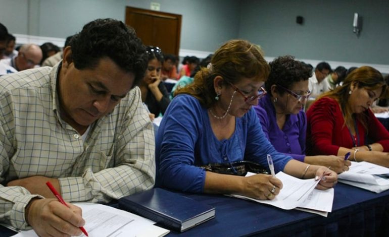 ¿Es posible aumentar la pensión de maestros retirados y desempleados a 3.300 suelas? Claves de la nueva ley aprobada por el Congreso | PERÚ

 – El diario andino