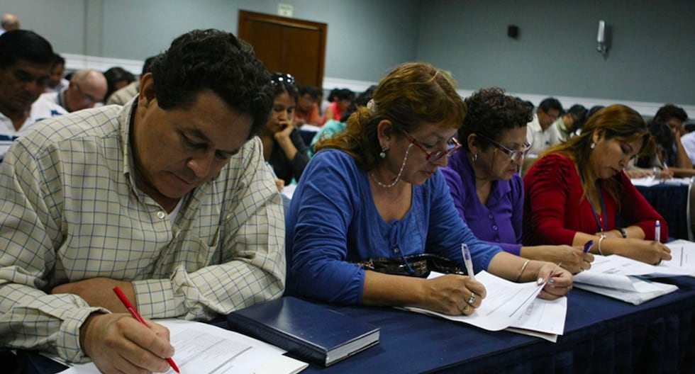 ¿Es posible aumentar la pensión de maestros retirados y desempleados a 3.300 suelas? Claves de la nueva ley aprobada por el Congreso | PERÚ

 – El diario andino