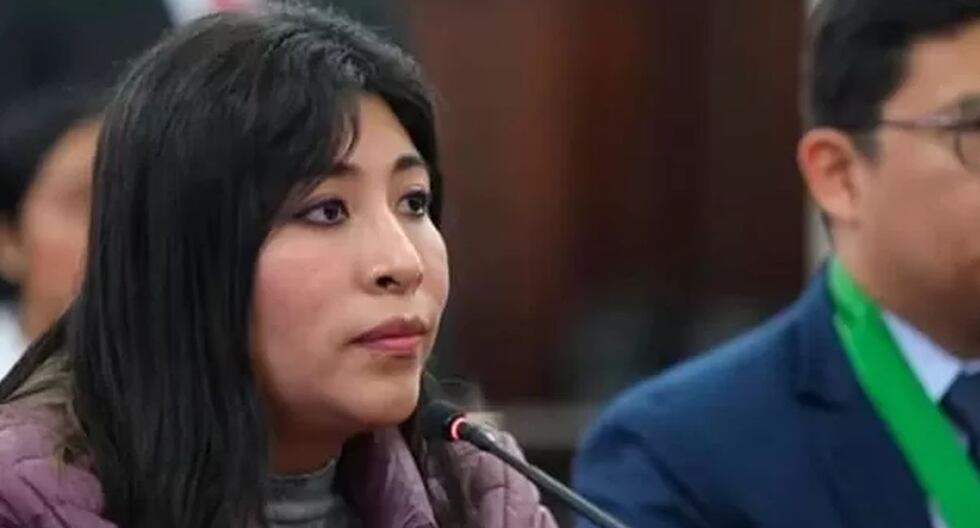 Betssy Chávez: La Oficina del Fiscal solicita un obstáculo de 12 meses para abandonar el país contra el ex último ministro | Citación

 – El diario andino