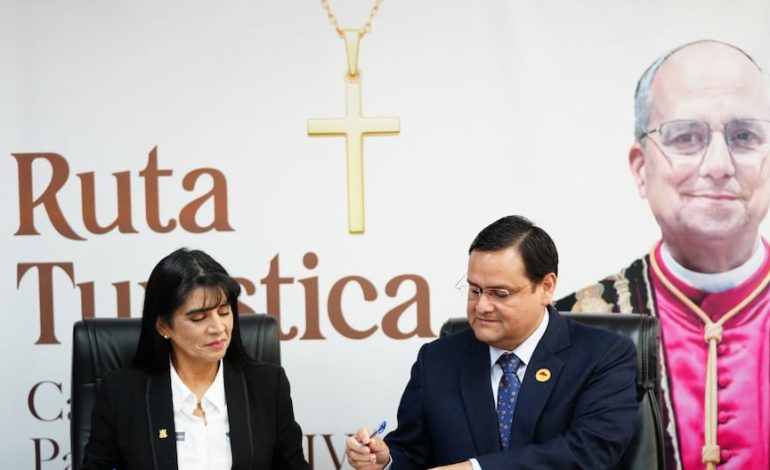 Lambayeque: Mincetur y las autoridades locales firman acuerdos para consolidar las carreteras de ruta turística del Papa Leo XIV | Último | PERÚ
– El diario andino