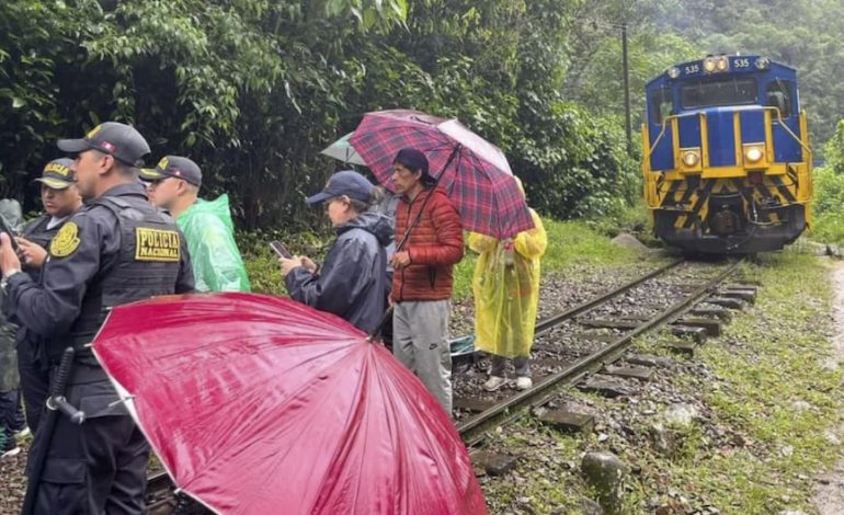 Machu Picchu: La policía alerta a los turistas sobre los riesgos de llegar a la ciudadela para la «ruta de Amazon» | Último | PERÚ

 – El diario andino