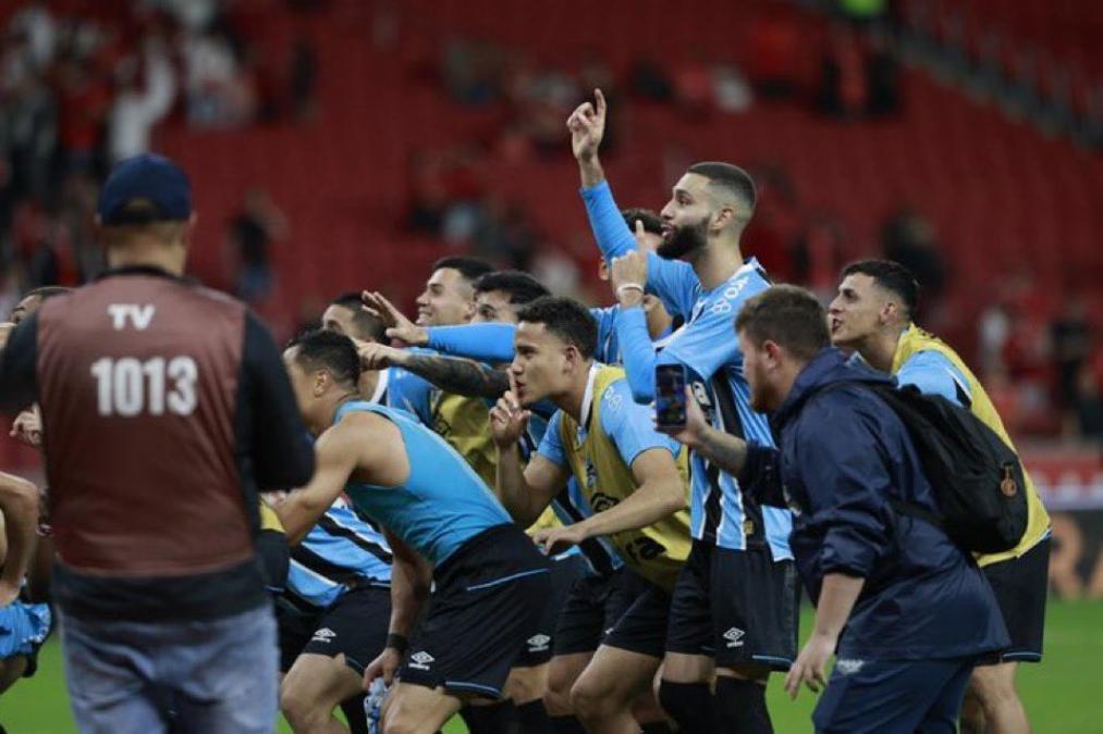 Grimio tomó el clásico de Porto Alegre contra el Inter y se aleja de la zona roja

 – El diario andino