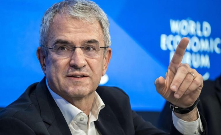Nestlé rechaza a su director global y los nombres de Philipp Narratil
– El diario andino