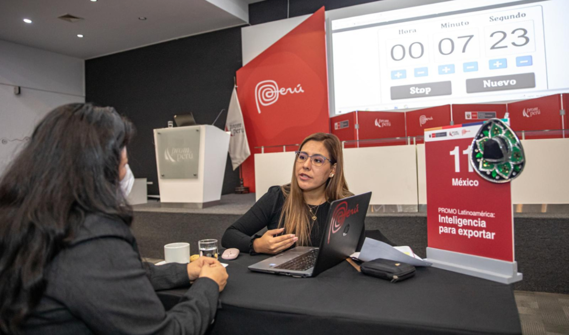 Once oficinas comerciales en el extranjero sin cabeza

 – El diario andino