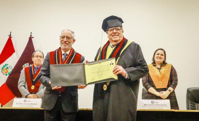 La Universidad Católica de San Pablo difiere con Honoress Cause Velarde

 – El diario andino