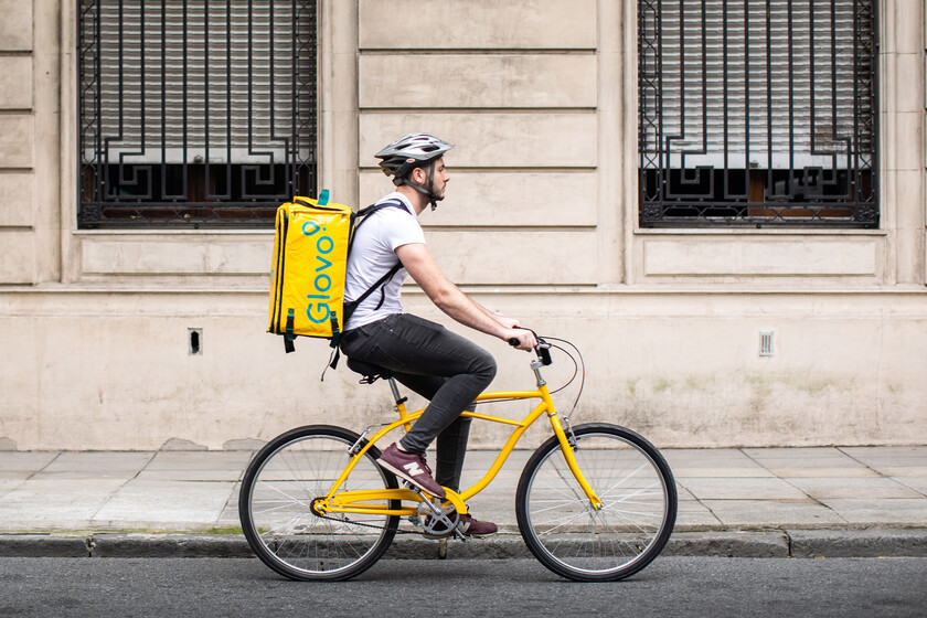 La «Ley del Rider» aspiró a mejorar la entrega de España. En el sector hay quienes creen que ha servido lo contrario

 – El diario andino