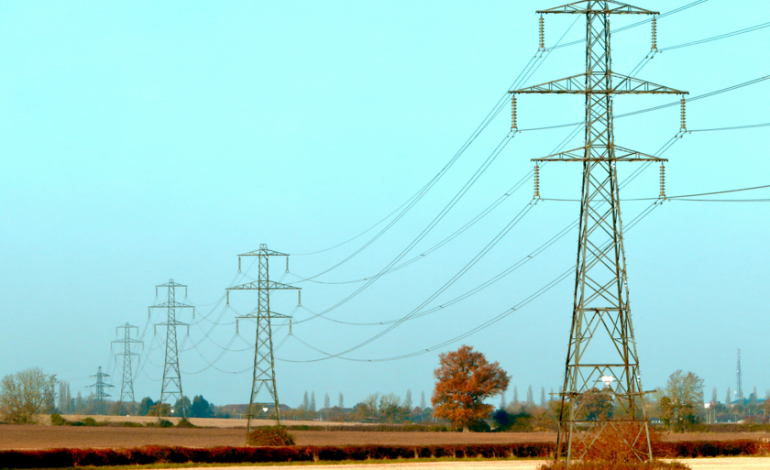 Las energías limpias han abaratado el mercado eléctrico. Pero lo que pagamos ya no es energía: es estabilidad
– El diario andino