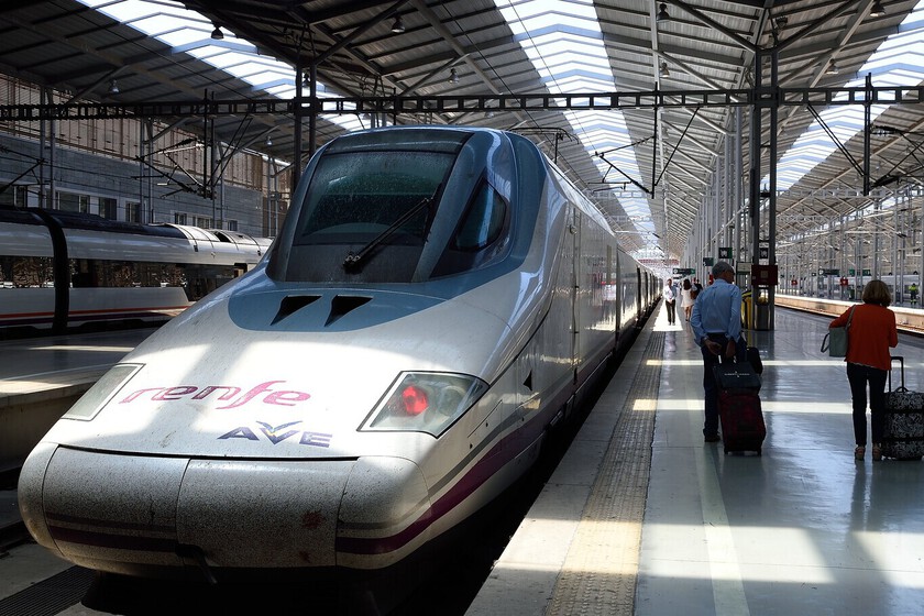 Renfe está consiguiendo un 96% de puntualidad en su servicio. Pero no en España, sino en La Meca.

 – El diario andino
