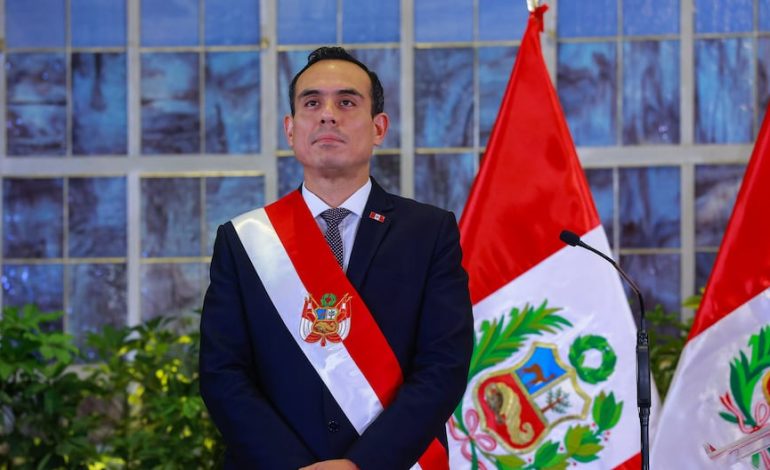 Royer Azañero, cercano a José Jerí, es designado jefe del Consejo Consultivo de la Oficina General de la Presidencia | POLÍTICA
– El diario andino