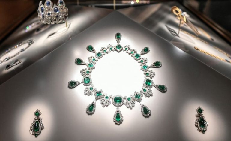 Francia: El valor de las joyas robadas del Museo del Louvre se estimó en más de 100 millones de dólares | París | | MUNDO
– El diario andino