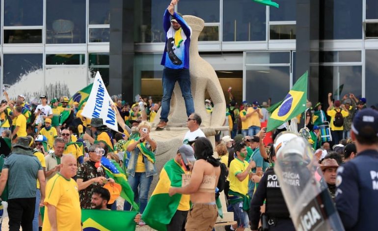 Brasil: Participantes del intento de golpe de Estado de Jair Bolsonaro son condenados a hasta 17 años de prisión | Lula da Silva | Lo último | MUNDO
– El diario andino