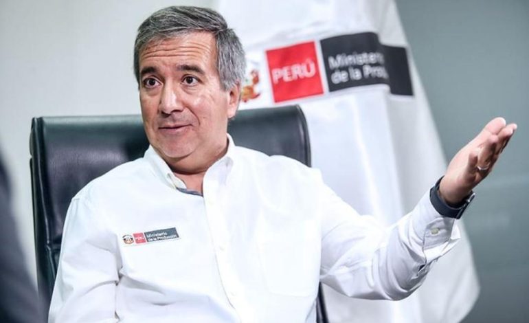 Perú Cámaras invita a que Raúl Pérez Reyes no proceda en economía
– El diario andino