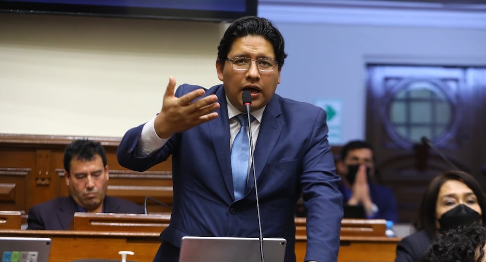 Ilich López preguntó al Consejo Fiscal tras reciente informe que advierte sobre el impacto económico de las leyes aprobadas en el Congreso l Congreso l Consejo Fiscal | vida económica

 – El diario andino