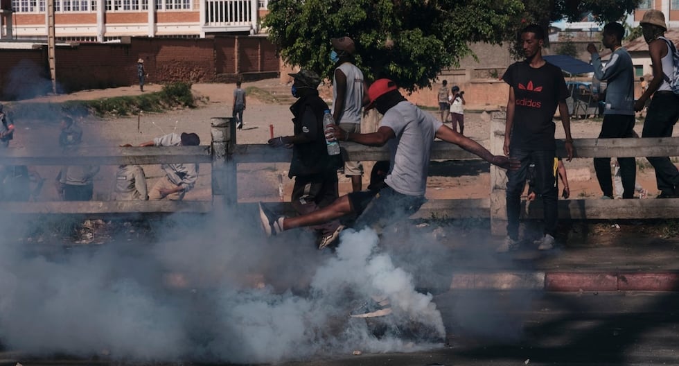 Al menos 26 heridos en multitudinarias protestas en la capital de Madagascar | último | MUNDO

 – El diario andino