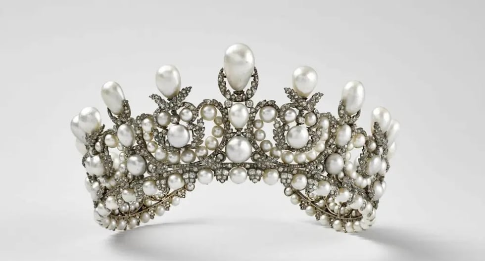 Estas son las ocho joyas de incalculable valor que fueron robadas del Museo del Louvre | FOTOS

 – El diario andino