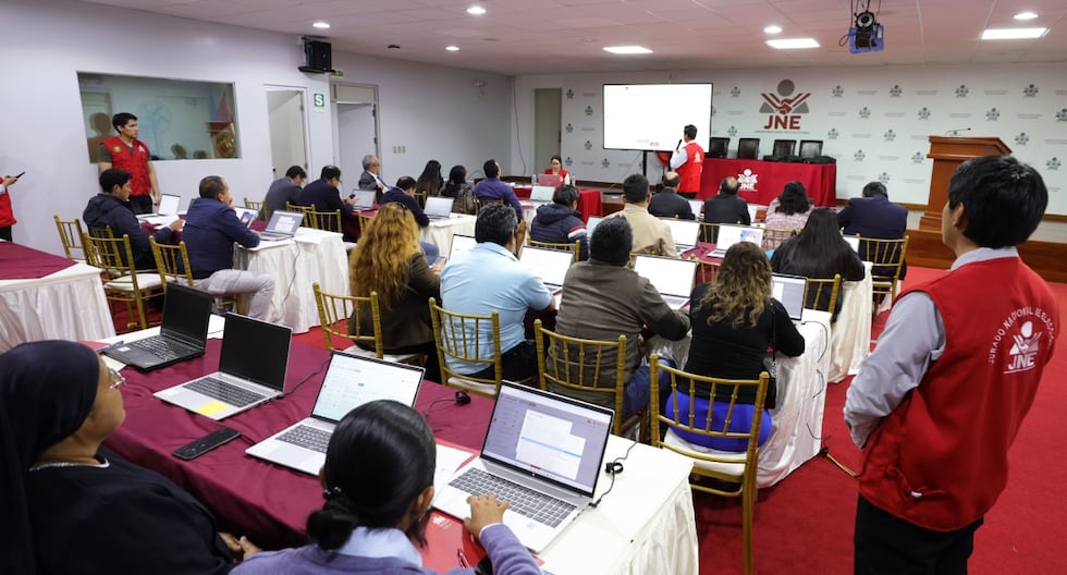 JNE inicia jornadas de asistencia técnica a organizaciones políticas rumbo a las elecciones generales de 2026 | lo último | POLÍTICA

 – El diario andino