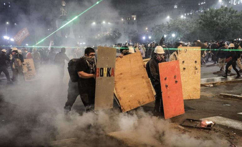 Parlamento: El gobierno pide una «investigación rápida, independiente y transparente» tras las muertes en protestas | POLÍTICA
– El diario andino