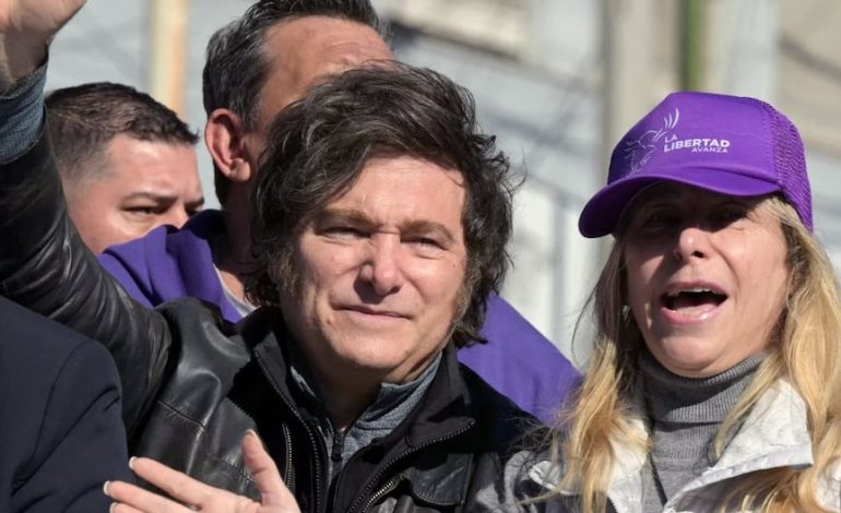 Javier Milei: Justicia de Argentina solicita información móvil del presidente y su hermana Karina Milei en el caso $LIBRA | Lo último | MUNDO
– El diario andino