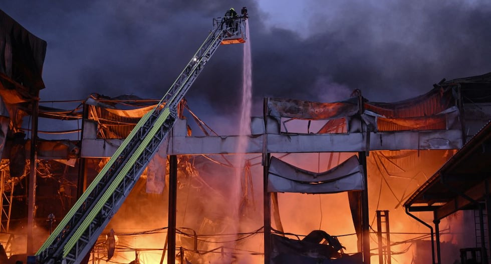 Guerra Rusia-Ucrania | Ministro de Asuntos Exteriores de Ucrania condena el ataque nocturno de Rusia con los últimos muertos y heridos | MUNDO

 – El diario andino