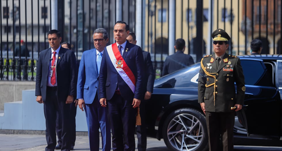 José Jerí tomará juramento a su ministro de gobierno en el salón de actos hoy a las 16:30 | Ernesto Álvarez último | Citación

 – El diario andino