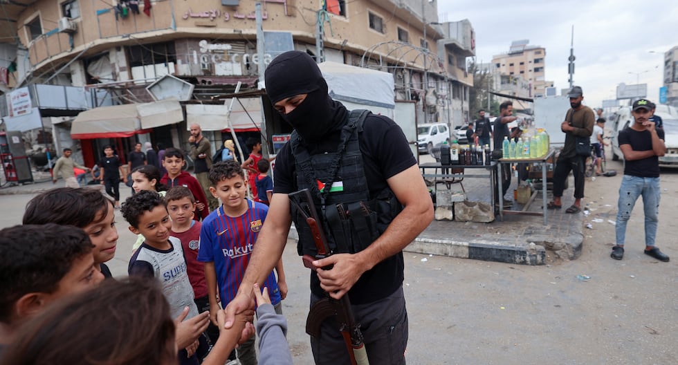 Liberación de rehenes de Hamas y alto el fuego en Gaza, EN VIVO | Viaje de Donald Trump a Israel, firma de paz en Egipto y más noticias | MUNDO

 – El diario andino