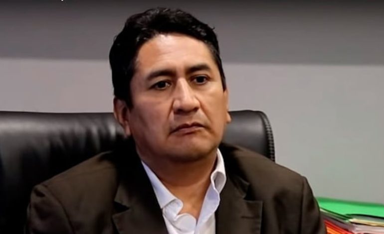 Permiten inicio de procedimiento verbal contra Vladimir Cerrón, Guillermo Bermejo y Guido Bellido por presuntas relaciones terroristas | Lo último | Citación
– El diario andino