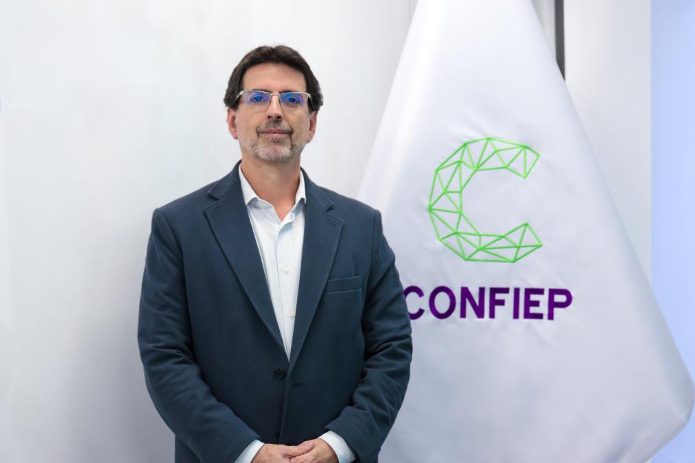 Jorge Zapata de Confiep: «El gabinete debe ser técnicamente»

 – El diario andino