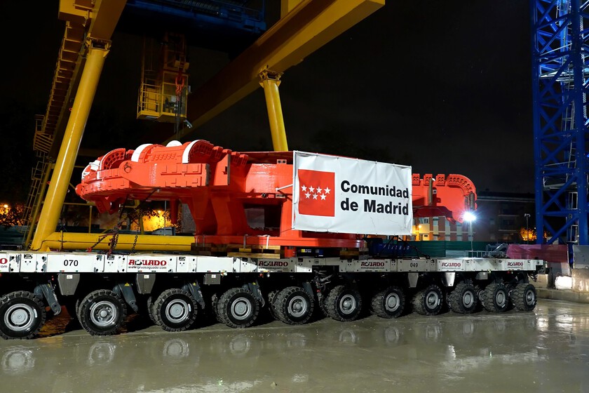 La enorme tuneladora de Mayrit en la L11 del Metro ya está en Madrid. Ahora viene el verdadero desafío: armarlo pieza por pieza.

 – El diario andino