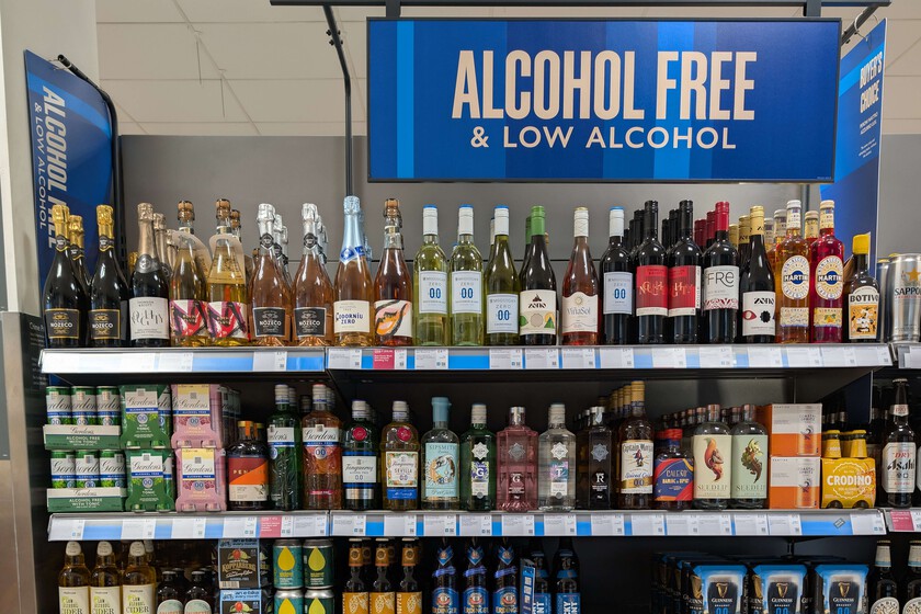 Si la pregunta es por qué las bebidas sin alcohol son tan caras si no están gravadas, la respuesta es sencilla

 – El diario andino