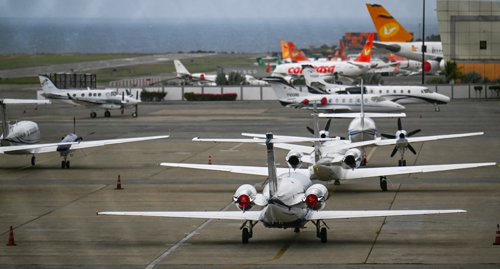 Venezuela sigue acumulando suspensiones de vuelos pese a la advertencia de su Gobierno | Nicolás Maduro | Estados Unidos | Lo último | MUNDO

 – El diario andino