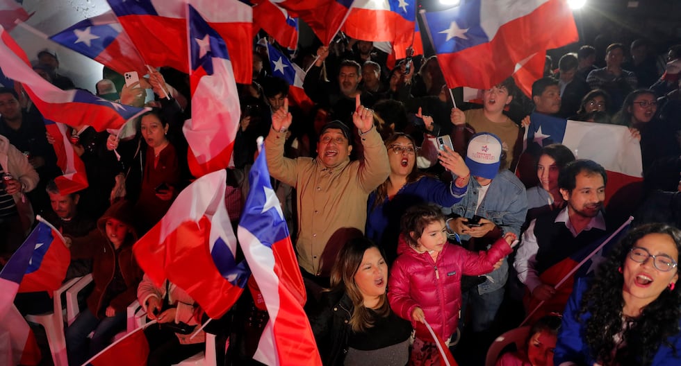 Elecciones Chile 2025 | Chile pasa de la revuelta social al clamor por mayor seguridad | Jeannette Jara | José Antonio Kast | Johannes Káiser | Evelyn Matthei último | MUNDO

 – El diario andino