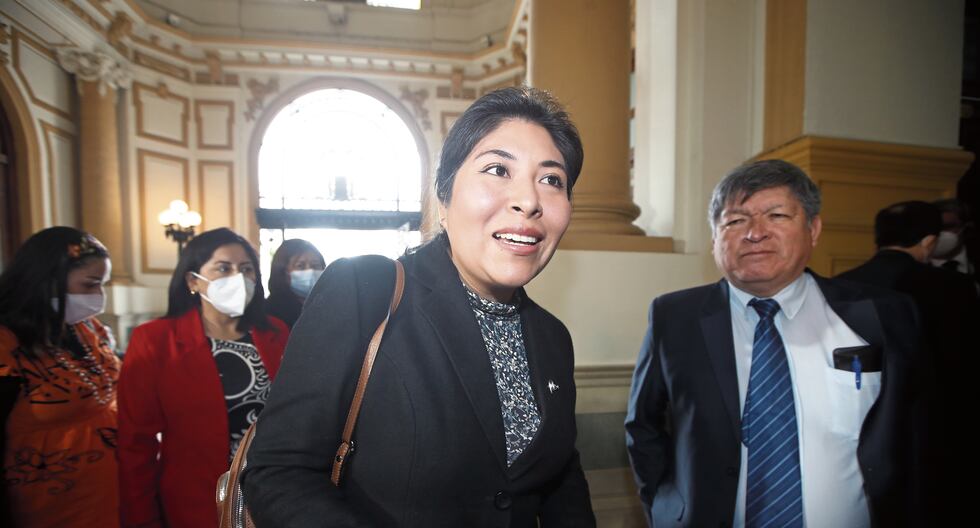 Betssy Chávez: Canciller Hugo de Zela dice que aún analizan el salvoconducto de México | POLÍTICA

 – El diario andino