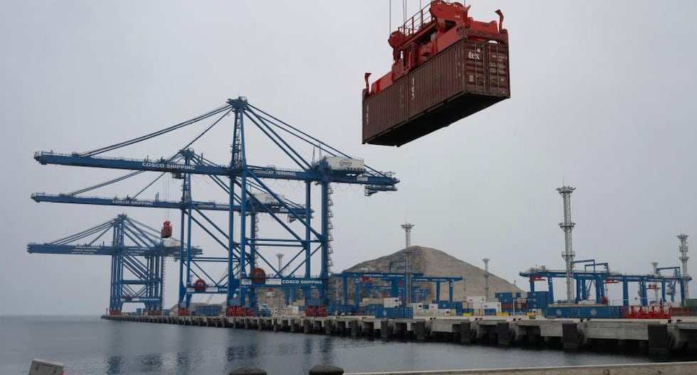 “El Perú como centro logístico de conexión marítima: un análisis goeopolítico de los megapuertos de Chancay y Corío”, por Irma Montes Patiño | MUNDO

 – El diario andino