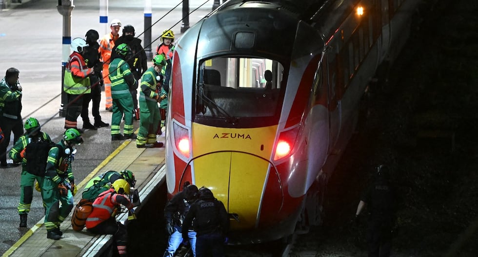Reino Unido: detenidos por apuñalamientos en un tren son británicos y “nada sugiere un motivo terrorista” | Londres | Huntingdon | Lo último | MUNDO

 – El diario andino