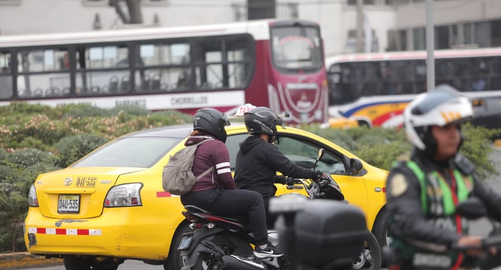 Motociclistas en la mira: ¿Por qué no se sanciona el viaje de dos personas en moto y cuándo será obligatorio el uso de chalecos? | CAL

 – El diario andino